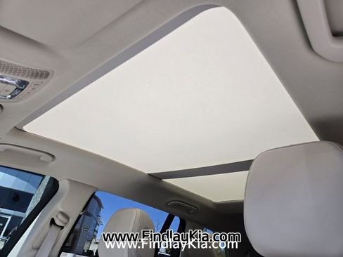 Used 2024 Mercedes-Benz GLS 450 4MATIC image 12