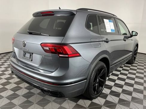 Used 2023 Volkswagen Tiguan SE R-Line FWD image 11