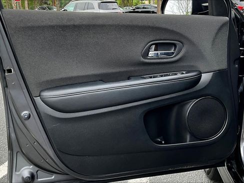 Used 2019 Honda HR-V Sport image 21