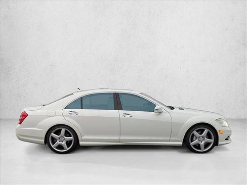 Used 2011 Mercedes-Benz S 550 S 550 image 4