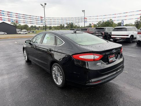 Used 2014 Ford Fusion SE w/ Equipment Group 202A FWD image 6