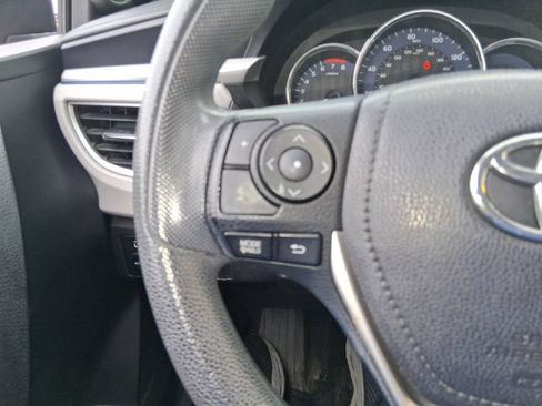 Used 2016 Toyota Corolla LE FWD image 17