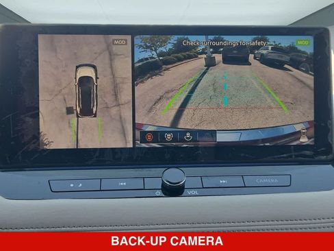 Used 2025 Nissan Rogue SL w/ SL Premium Package FWD image 29