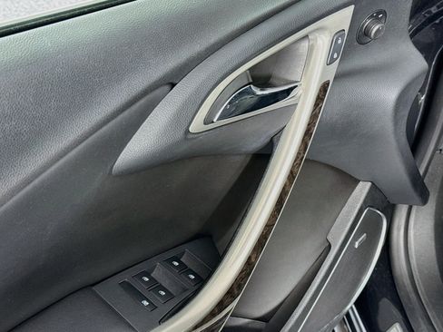 Used 2015 Buick Verano Leather FWD image 17