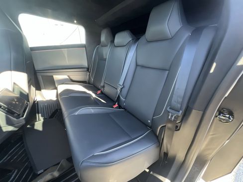 Used 2024 Tesla Cybertruck AWD Crew Cab image 24