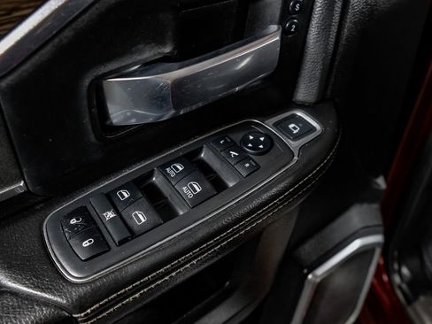 Used 2019 RAM 2500 Laramie image 35