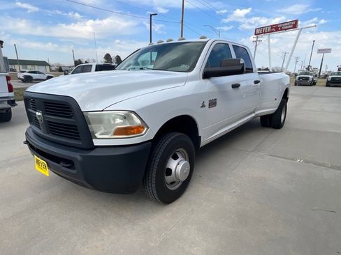 Used 2012 RAM 3500 ST w/ Popular Equipment Group image 4