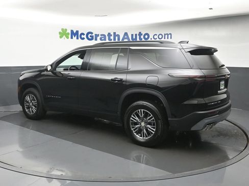 Used 2026 Chevrolet Traverse LT w/ Driver Confidence Package AWD/4WD image 25