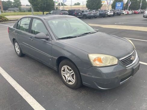 Used 2007 Chevrolet Malibu LS FWD image 1