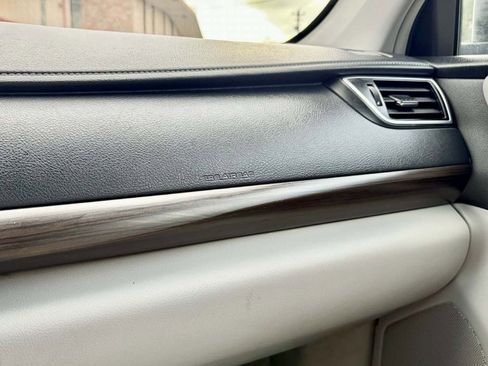 Used 2016 Toyota Camry LE image 18