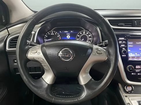 Used 2018 Nissan Murano SV FWD image 17