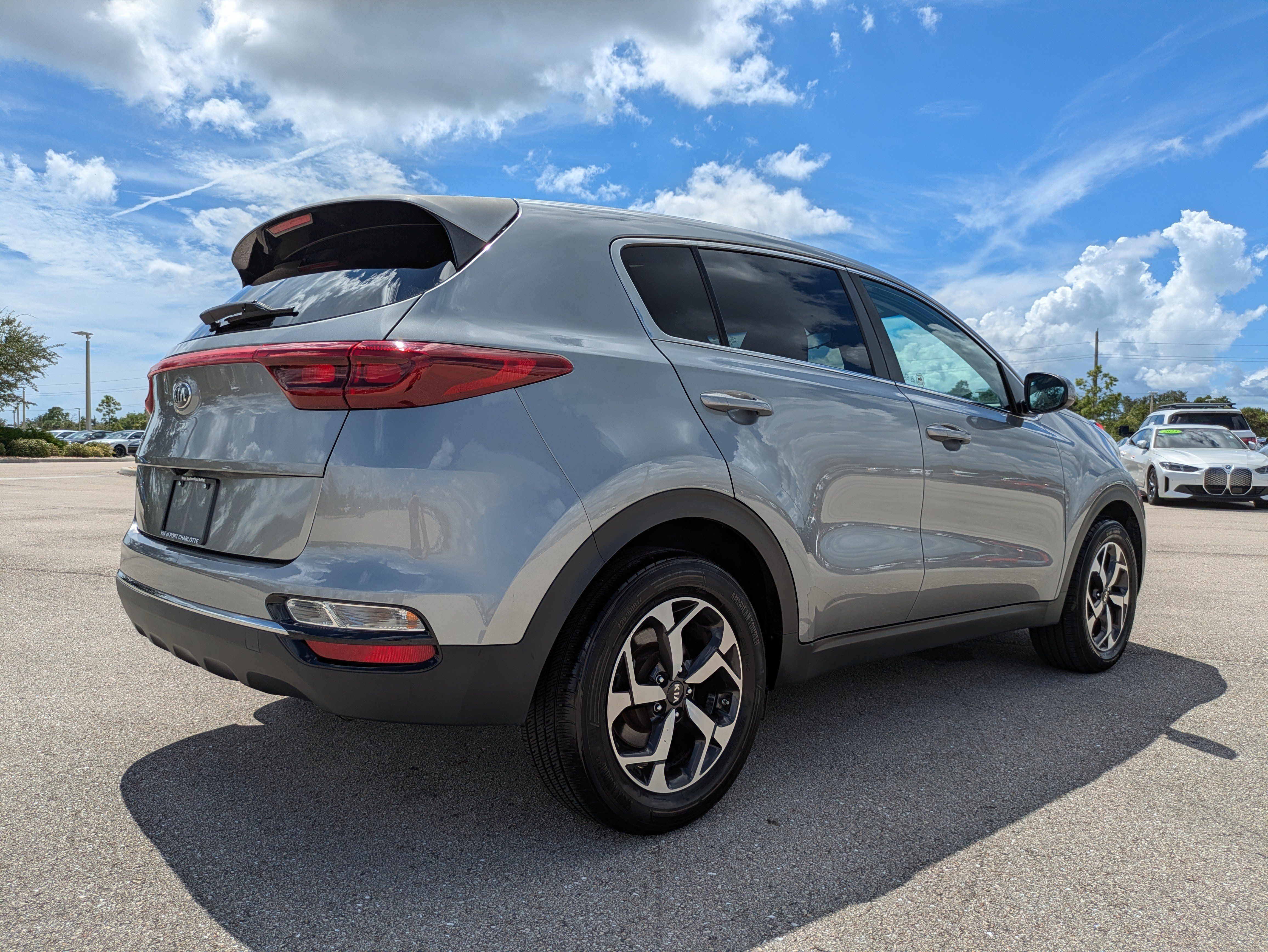 Used 2020 Kia Sportage LX FWD image 4