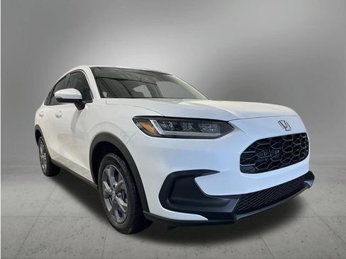New 2027 Honda HR-V LX image 8