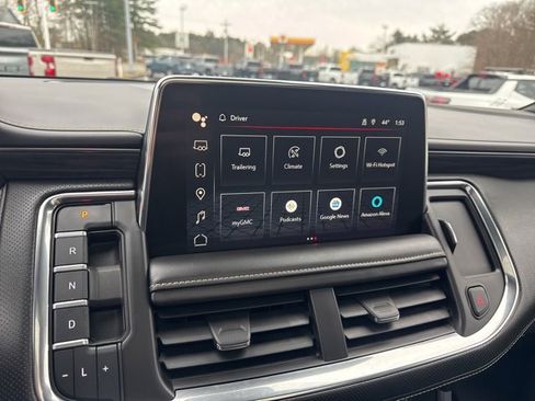 Used 2023 GMC Yukon SLT w/ Max Trailering Package image 12