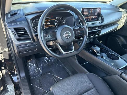 Used 2024 Nissan Rogue SV image 21