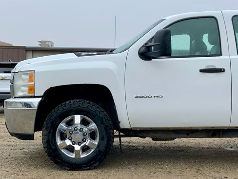 Used 2012 Chevrolet Silverado 3500 W/T image 10