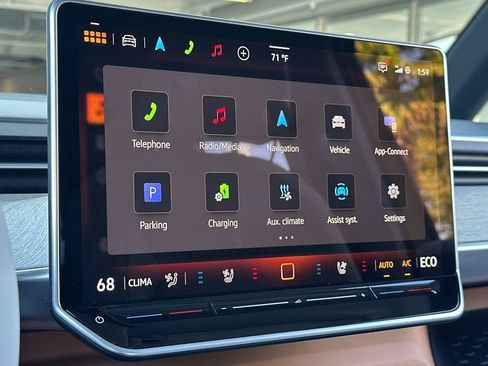 New 2025 Volkswagen ID. Buzz Pro S Plus image 19