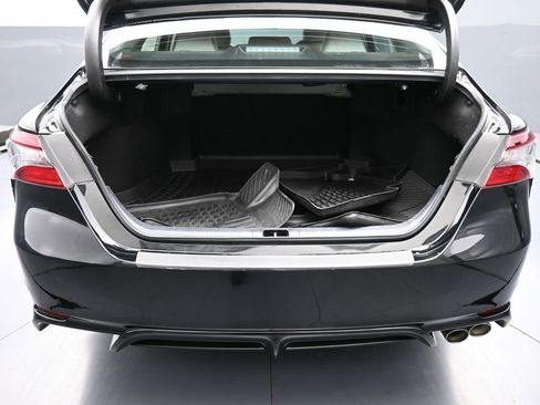 Certified 2022 Toyota Camry SE image 21