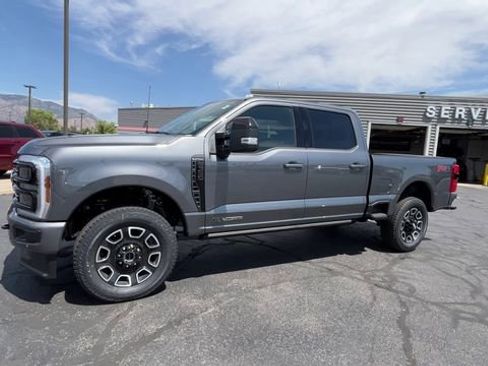New 2025 Ford F350 Platinum w/ FX4 Off-Road Package image 42
