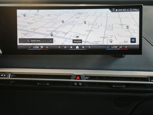 Used 2025 BMW iX xDrive50 w/ Sport Package image 10