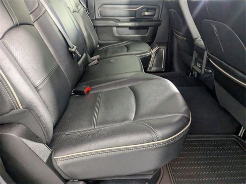 Used 2019 RAM 2500 Limited image 33