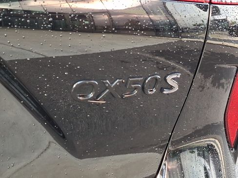Used 2023 INFINITI QX50 Sport AWD/4WD image 32