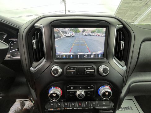 Used 2019 GMC Sierra 1500 AT4 w/ AT4 Premium Package AWD/4WD image 8
