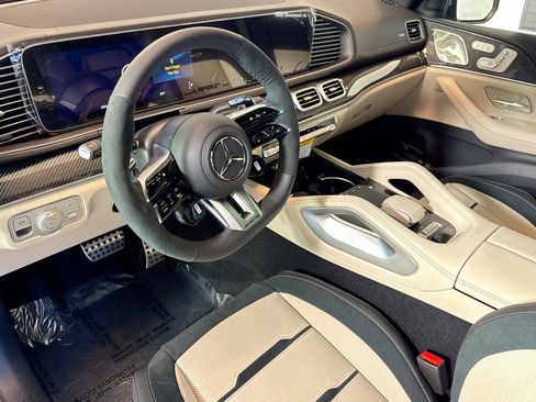 New 2026 Mercedes-Benz GLE 53 AMG 4MATIC Coupe image 9