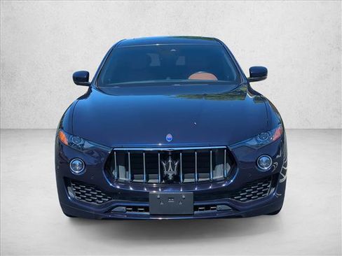Used 2021 Maserati Levante AWD/4WD image 2