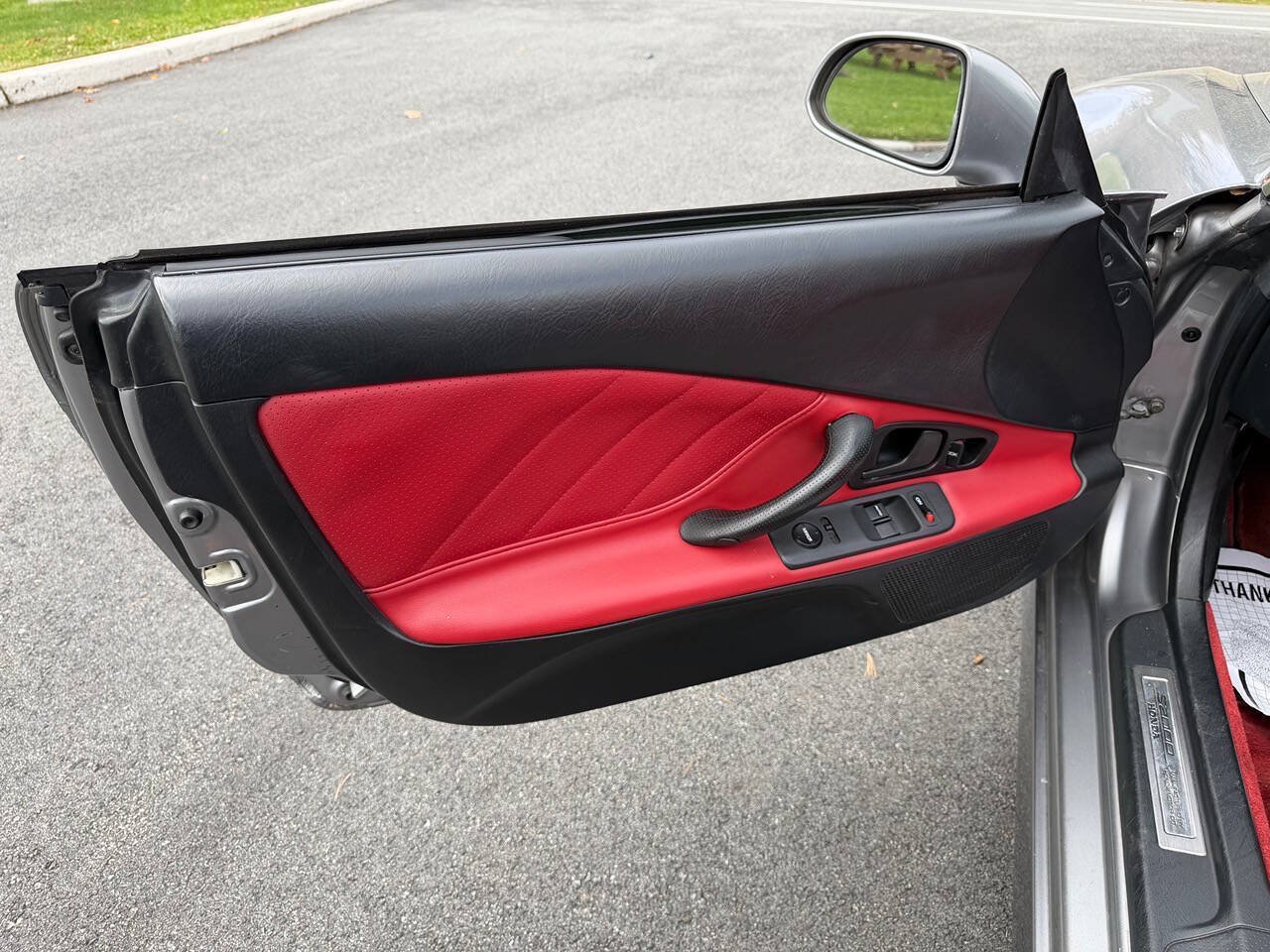 Used 2001 Honda S2000 image 18