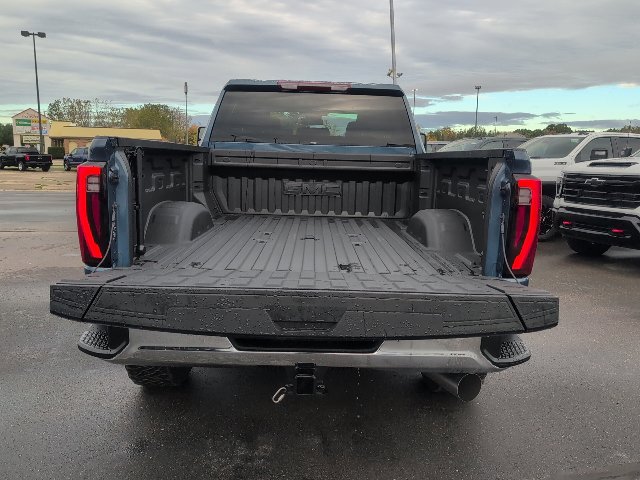 Used 2024 GMC Sierra 2500 SLT w/ SLT Convenience Package AWD/4WD image 8