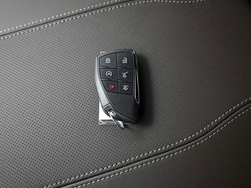 New 2026 GMC Yukon Elevation image 20