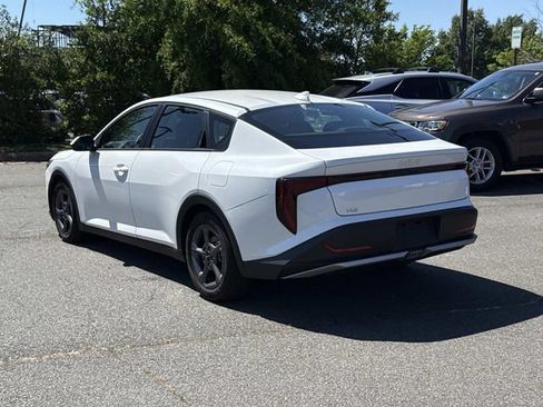 Used 2025 Kia K4 FWD image 4