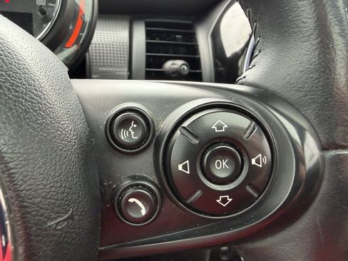 Used 2021 MINI Cooper 2-Door Hardtop image 22