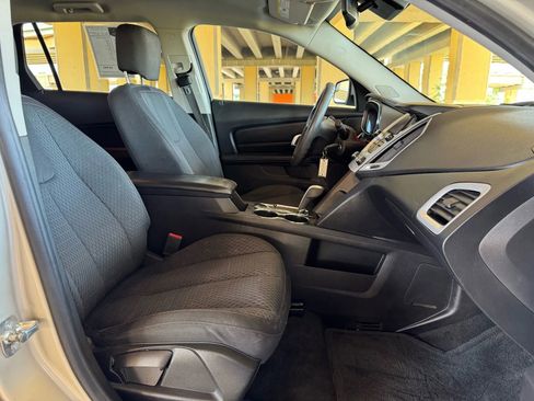 Used 2014 GMC Terrain SLE image 21