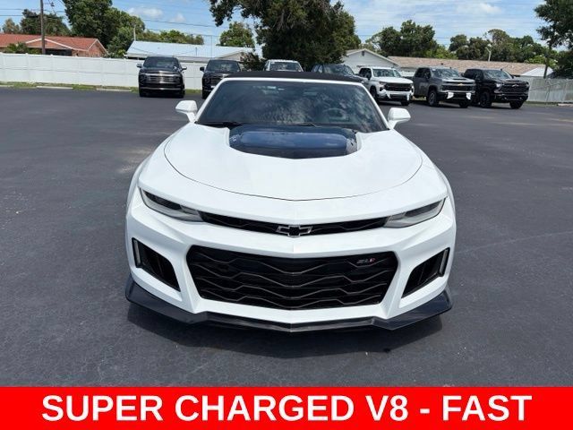 Used 2022 Chevrolet Camaro ZL1 RWD image 2