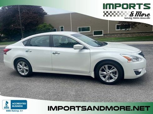 Used 2015 Nissan Altima 2.5 SV FWD image 1