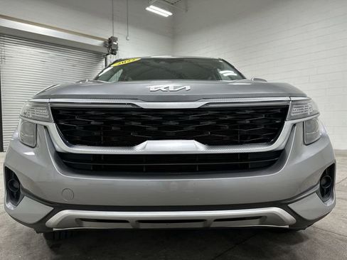 Used 2022 Kia Seltos S AWD/4WD image 10