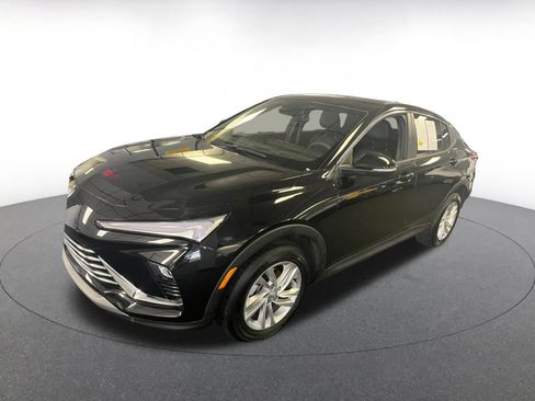 Used 2025 Buick Envista Sport Touring image 10