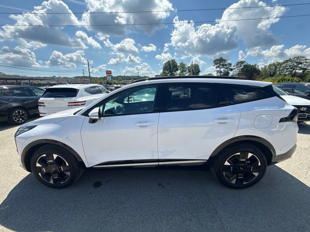 Used 2026 Kia Sportage SX AWD/4WD image 8
