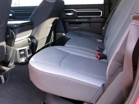 Used 2024 RAM 2500 Big Horn w/ Bed Utility Group image 9