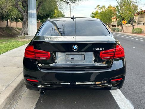 Used 2018 BMW 320i Sedan image 7