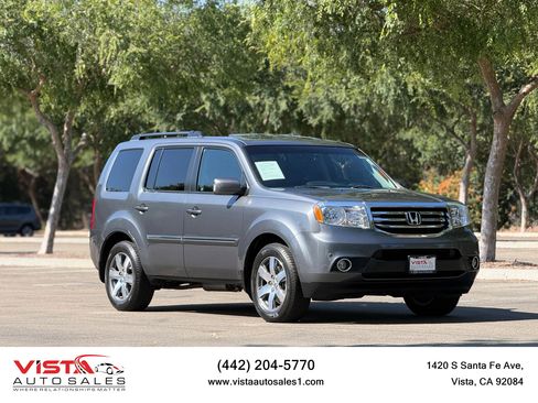 Used 2012 Honda Pilot Touring image 1