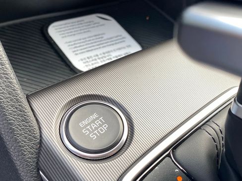 New 2026 Kia Sportage EX image 17