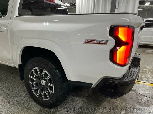 Used 2023 Chevrolet Colorado Z71 w/ Z71 Convenience Package 2 image 6