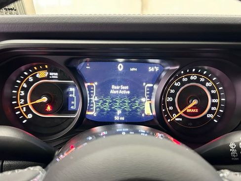 New 2025 Jeep Wrangler Sahara w/ Safety Group image 27