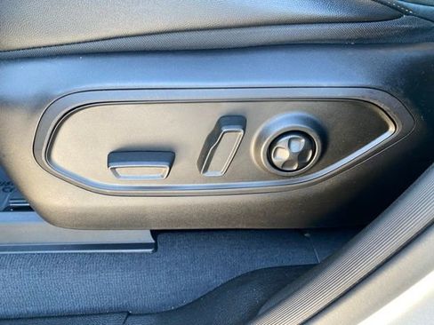 Used 2023 Jeep Grand Cherokee Altitude AWD/4WD image 21