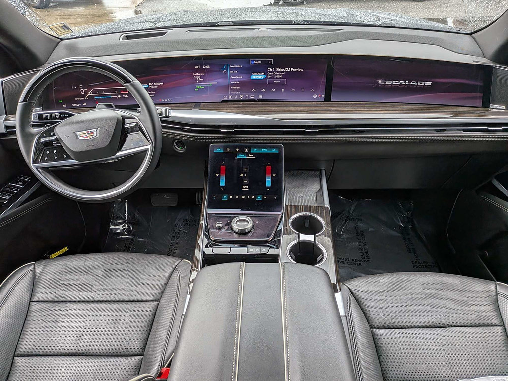 Certified 2025 Cadillac Escalade Premium Luxury AWD/4WD image 44