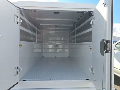 New 2024 GMC Sierra 3500 Pro w/ Convenience Package image 8