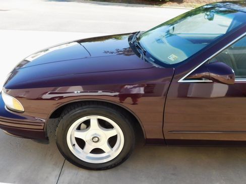 Used 1996 Chevrolet Impala SS RWD image 10